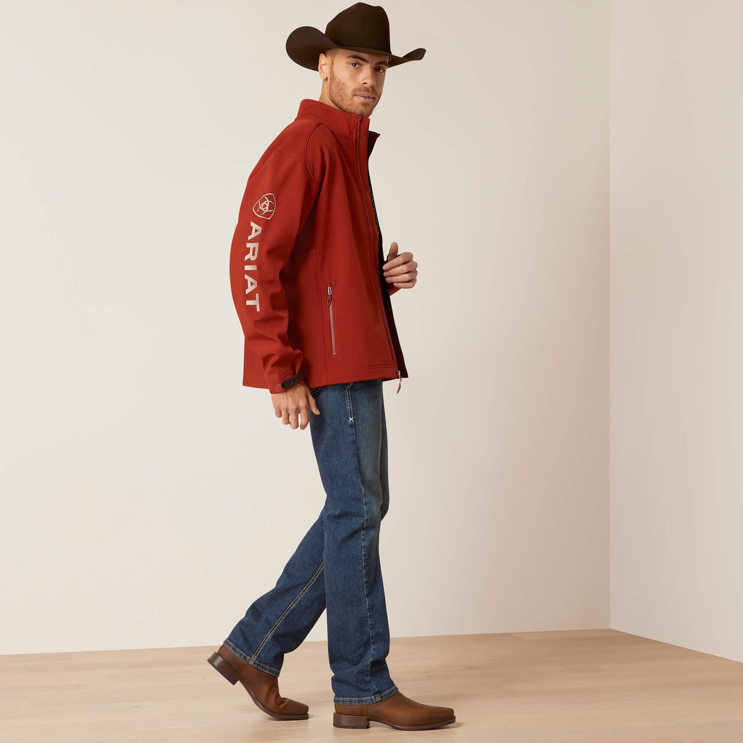 Ariat Men's Logo 2.0 Koa Wood Softshell Jacket 10046730