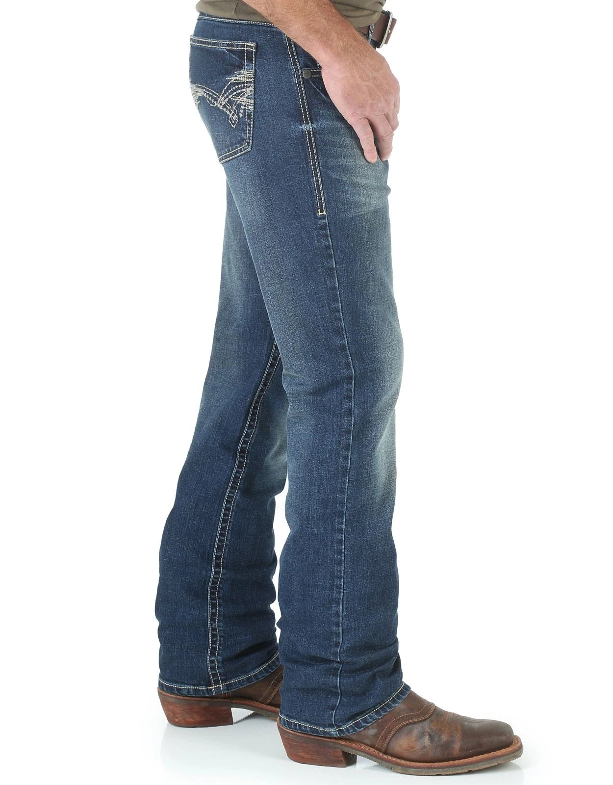Wrangler Men's 42 Vintage Stretch Low Rise Slim Fit Boot Cut Jeans - Midland